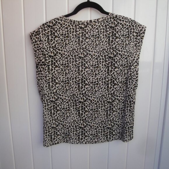 Lelis Collection Top Shell Women's Size Small Beige Black Brown Animal Print - Picture 3 of 4